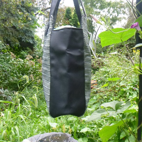 Yankee Candle zodiac tealight candle holders with tealights and tote - Picture 3 of 15